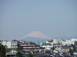 横浜市鶴見区から見た富士山2013年4月22日
