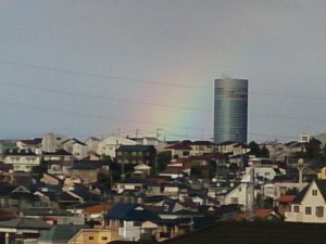 横浜市鶴見区で見えた虹2013101601