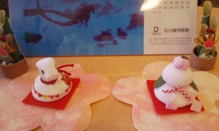 20121229_正月飾り_鏡餅へび.jpg